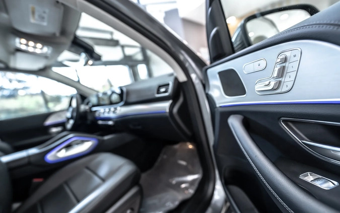 Mercedes-Benz GLE cena 299000 przebieg: 38000, rok produkcji 2020 z Mława małe 781